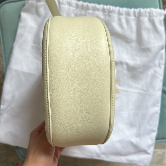 ✨ CHLOE kiss Leather Crossbody Bag - Picture 9 of 16